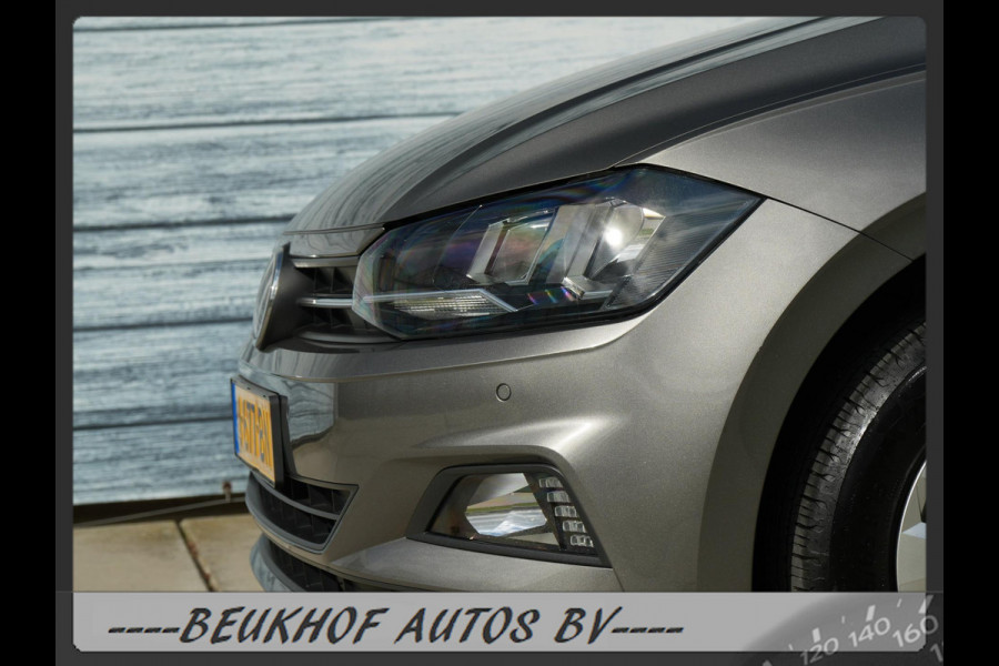 Volkswagen Polo 1.0 TSI Parkeersensor Carplay Navi Adapt Cru