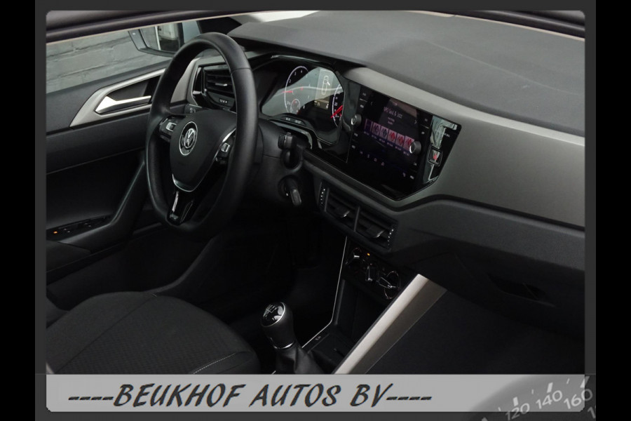 Volkswagen Polo 1.0 TSI Parkeersensor Carplay Navi Adapt Cru