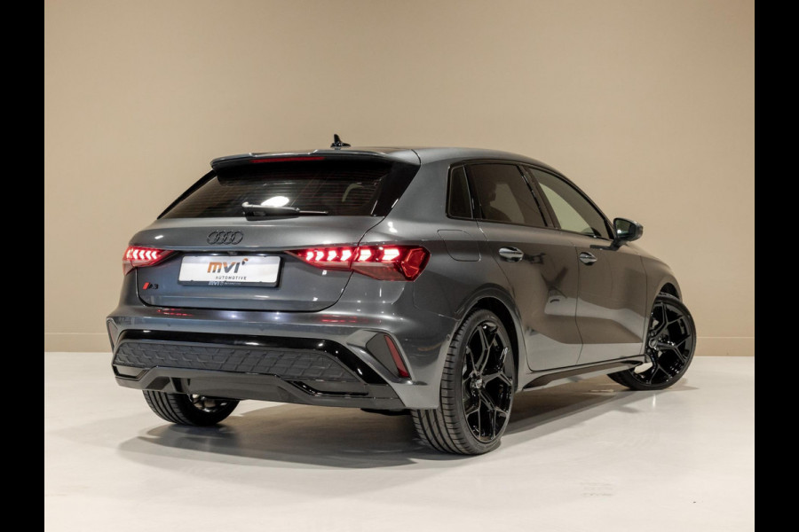Audi A3 Sportback 35 TFSI S edition / 150pk / Panorama dak / Sonos / Achteruitrij camera /