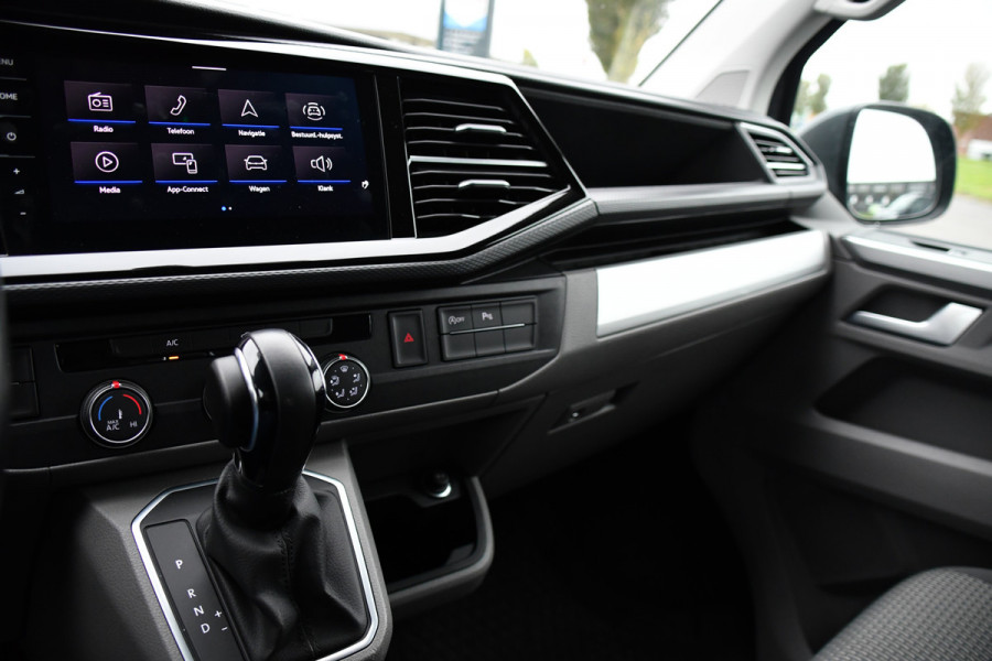 Volkswagen Transporter 2.0 TDI L2H1 Bulli Virtual, Cruise, Carplay, Automaat, Multimedia, Sensoren, 150PK, Trekhaak, LED, UNIEK!