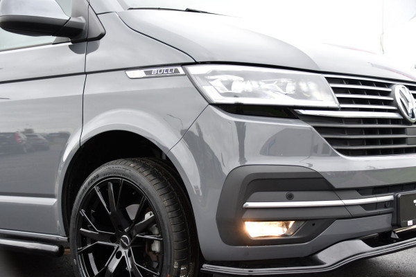 Volkswagen Transporter 2.0 TDI L2H1 Bulli Virtual, Cruise, Carplay, Automaat, Multimedia, Sensoren, 150PK, Trekhaak, LED, UNIEK!