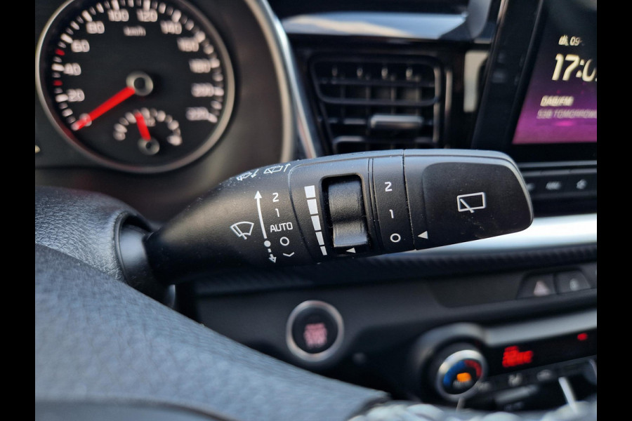Kia Stonic 1.0 T-GDi MHEV GT-Line | Navi | LM | Camera | Stoelverwarming | Stuurverwarming | Apple Carplay / Android Auto |