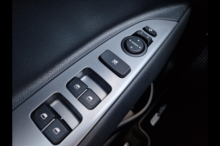 Kia Stonic 1.0 T-GDi MHEV GT-Line | Navi | LM | Camera | Stoelverwarming | Stuurverwarming | Apple Carplay / Android Auto |