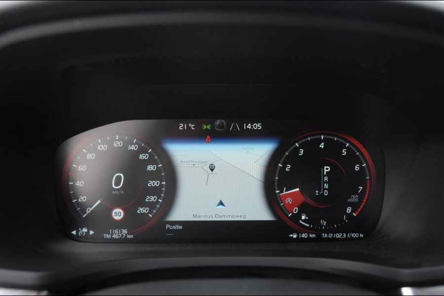 Volvo V60 T5 250PK Automaat Momentum / Adaptieve cruise control / Trekhaak / BLIS / 19" velgen / Elektrische achterklep / Stoel - en stuurwielverwarming / Lederen bekleding