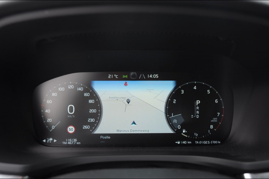 Volvo V60 T5 250PK Automaat Momentum / Adaptieve cruise control / Trekhaak / BLIS / 19" velgen / Elektrische achterklep / Stoel - en stuurwielverwarming / Lederen bekleding