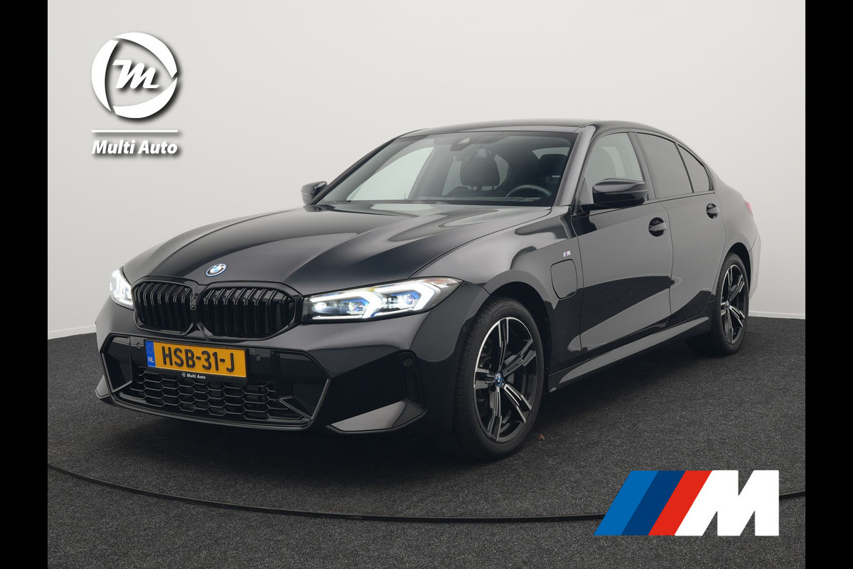 BMW 3-serie 330e M Sport Plug In Hybrid 293pk PHEV | Widescreen Navi | Head Up | Alcantara Sportstoelen Verwarmd | Sfeerverlichting | Camera | BLIS | Keyless |