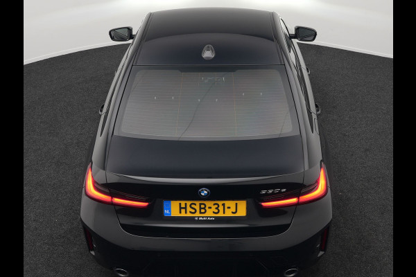 BMW 3-serie 330e M Sport Plug In Hybrid 293pk PHEV | Widescreen Navi | Head Up | Alcantara Sportstoelen Verwarmd | Sfeerverlichting | Camera | BLIS | Keyless |