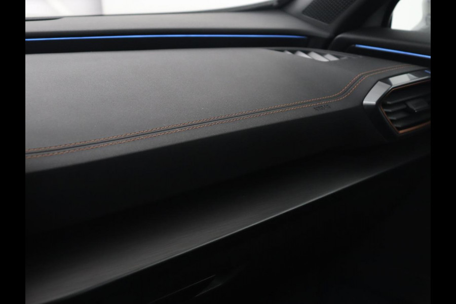 CUPRA Formentor 1.4 e-Hybrid Business | Carplay | Camera | Adaptive cruise | Stuurverwarming | Sportstoelen | Keyless | Sfeerverlichting