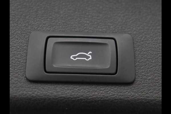 Audi A4 Avant 35 TFSI Launch edition Sport | Navigatie | Full LED | S-Line | Cruise Control | Elektrische Achterklep | Carplay