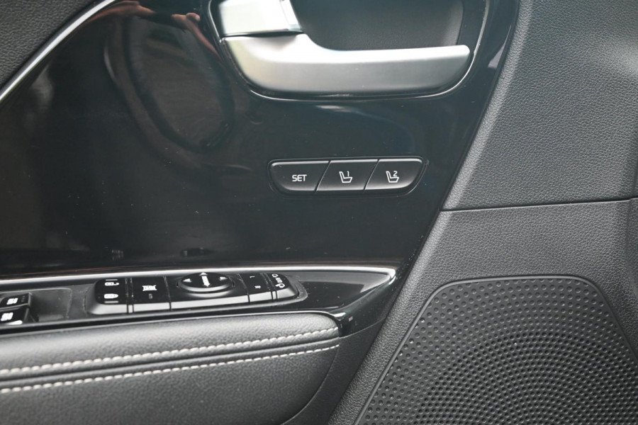 Kia Niro 1.6 GDi Hybrid ExecutiveLine Adaptive Stoelventilatie Memory Leder Keyless 18''