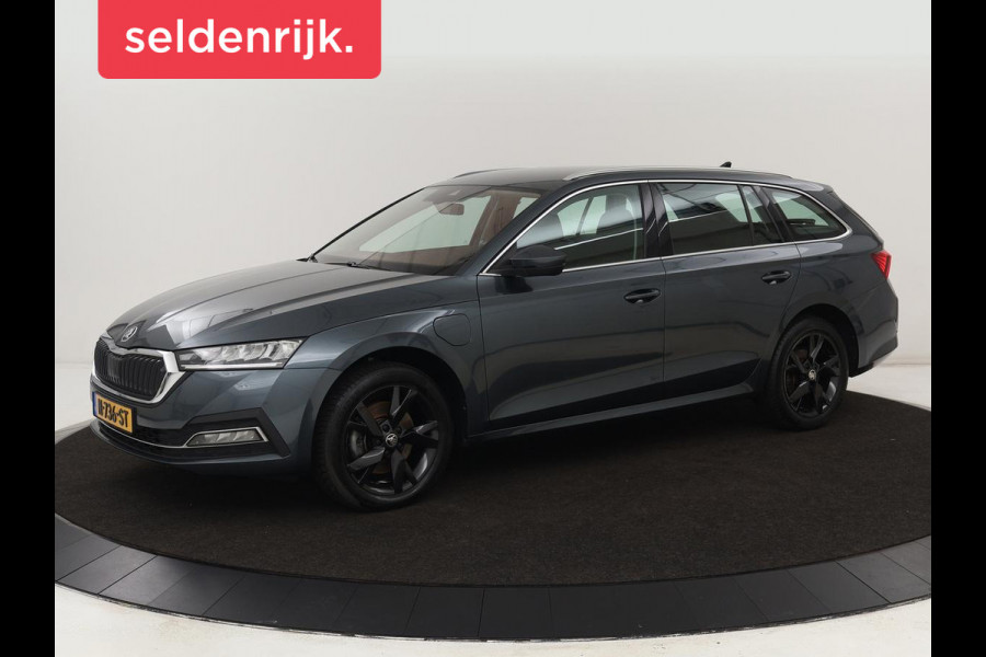 Škoda Octavia 1.4 TSI iV PHEV Business Edition | Camera | Trekhaak | Sfeerverlichting | Carplay | Navigatie | Verwarmde voorruit | Climate control | Cruise control