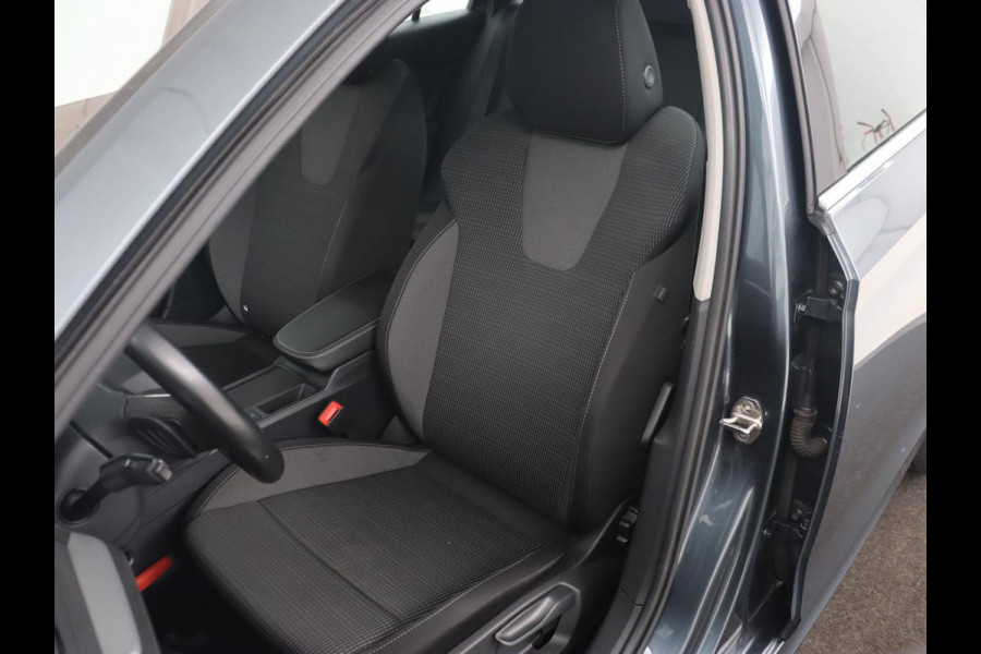 Škoda Octavia 1.4 TSI iV PHEV Business Edition | Camera | Trekhaak | Sfeerverlichting | Carplay | Navigatie | Verwarmde voorruit | Climate control | Cruise control
