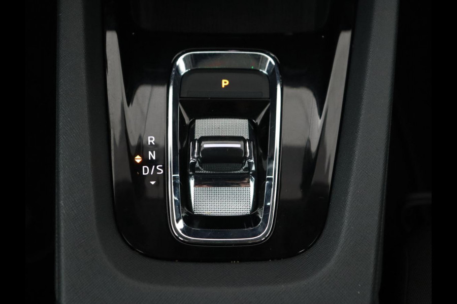 Škoda Octavia 1.4 TSI iV PHEV Business Edition | Camera | Trekhaak | Sfeerverlichting | Carplay | Navigatie | Verwarmde voorruit | Climate control | Cruise control