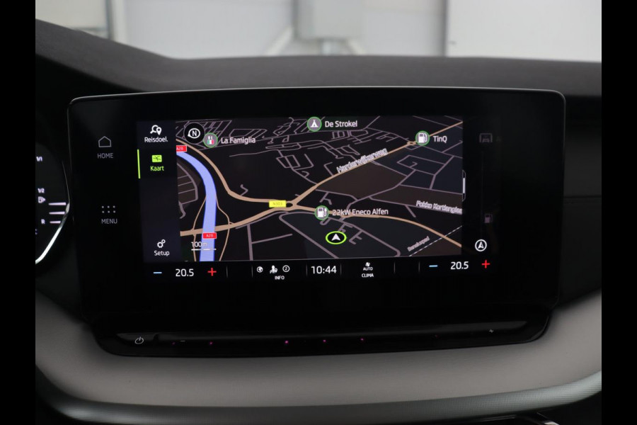 Škoda Octavia 1.4 TSI iV PHEV Business Edition | Camera | Trekhaak | Sfeerverlichting | Carplay | Navigatie | Verwarmde voorruit | Climate control | Cruise control