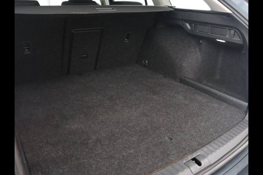 Škoda Octavia 1.4 TSI iV PHEV Business Edition | Camera | Trekhaak | Sfeerverlichting | Carplay | Navigatie | Verwarmde voorruit | Climate control | Cruise control