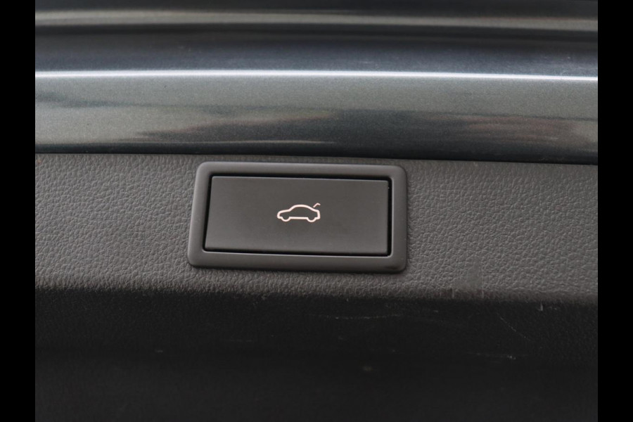 Škoda Octavia 1.4 TSI iV PHEV Business Edition | Camera | Trekhaak | Sfeerverlichting | Carplay | Navigatie | Verwarmde voorruit | Climate control | Cruise control
