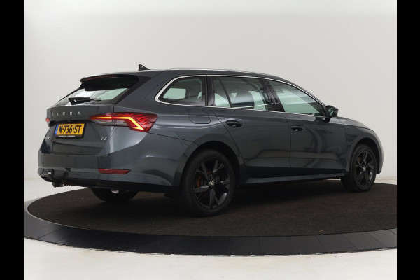 Škoda Octavia 1.4 TSI iV PHEV Business Edition | Camera | Trekhaak | Sfeerverlichting | Carplay | Navigatie | Verwarmde voorruit | Climate control | Cruise control