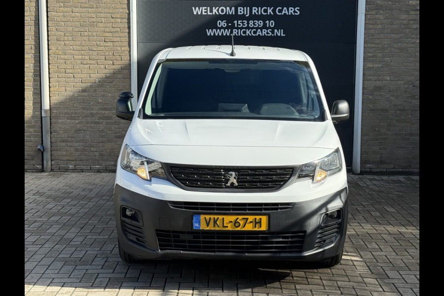 Peugeot Partner 1.2 PureTech 111PK Benzine Premium EMISSIE VRIJE ZONE/ Navigatiesysteem/cruise control/CarPlay Peugeot Partner 1.2 PureTech 111PK Benzine Premium EMISSIE VRIJE ZONE/ Navigatiesysteem/cruise control/CarPlay