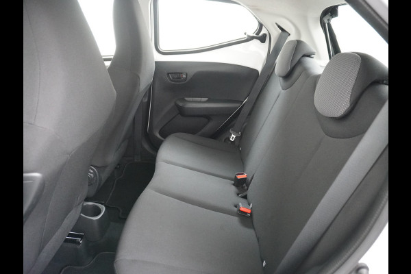 Toyota Aygo 1.0 VVT-i 5Drs Airco Cruise Control Led X-Fun Bluetooth Carkit Isofix