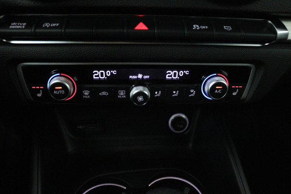 Audi A3 Sportback 35 TFSI CoD Advance Sport (STOELVERWARMING, DIGITALE COCKPIT, AUTOMAAT, NAVIGATIE, PARKEERSENSOREN)
