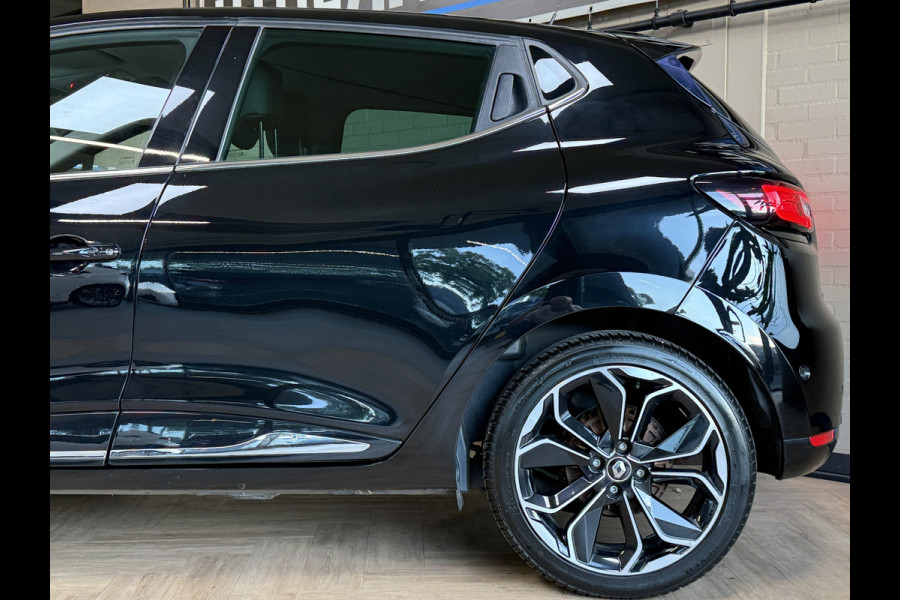 Renault Clio 0.9 TCe 90pk | Bose | R-Link Navi | 17 inch | Stoelverwarming | LED | Camera | 100% Dealer onderhouden!