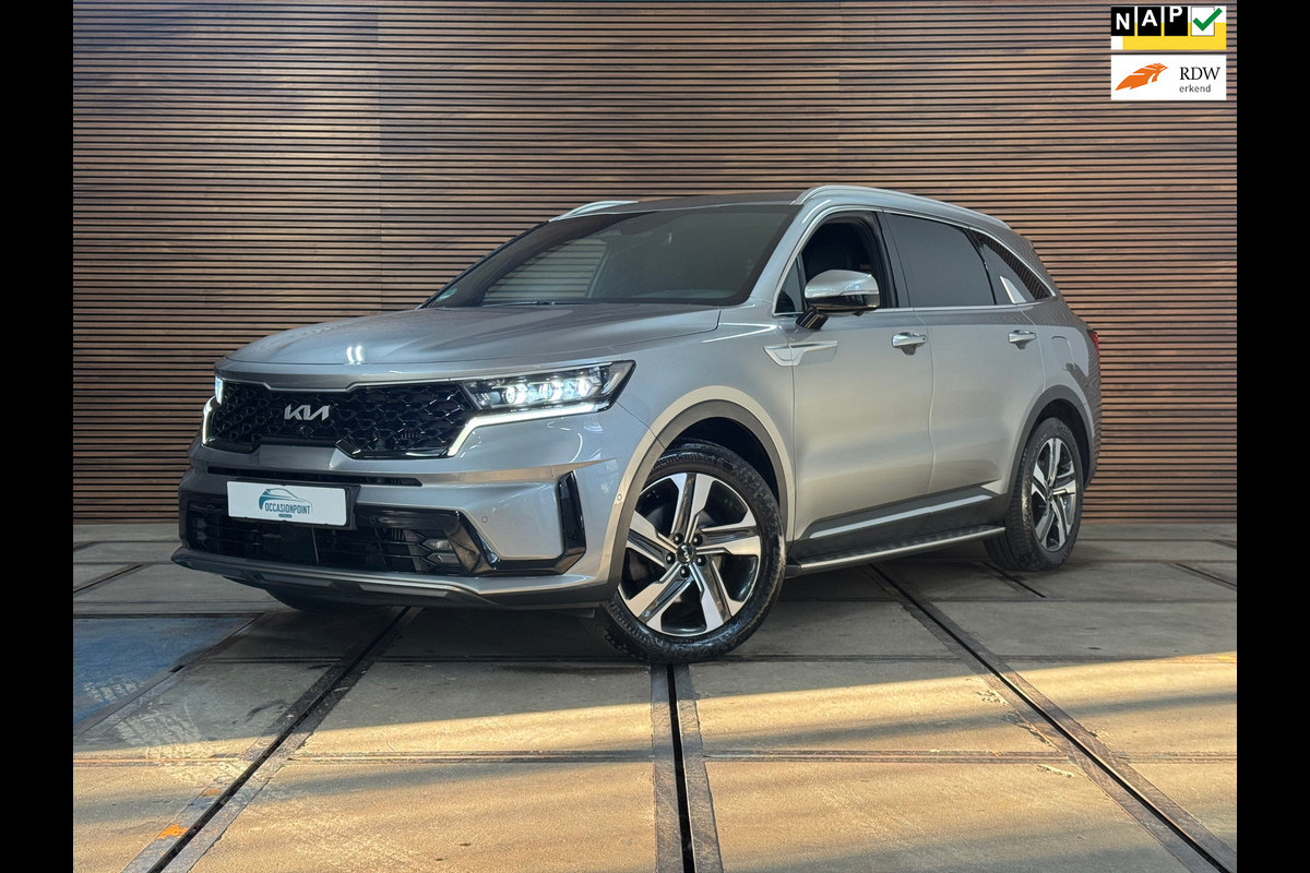 Kia Sorento 1.6 T-GDI Plug-in Hybrid 4WD DynamicLine 7p. | BOSE | 360 Camera | HUD Kia Sorento 1.6 T-GDI Plug-in Hybrid 4WD DynamicLine 7p. | BOSE | 360 Camera | HUD