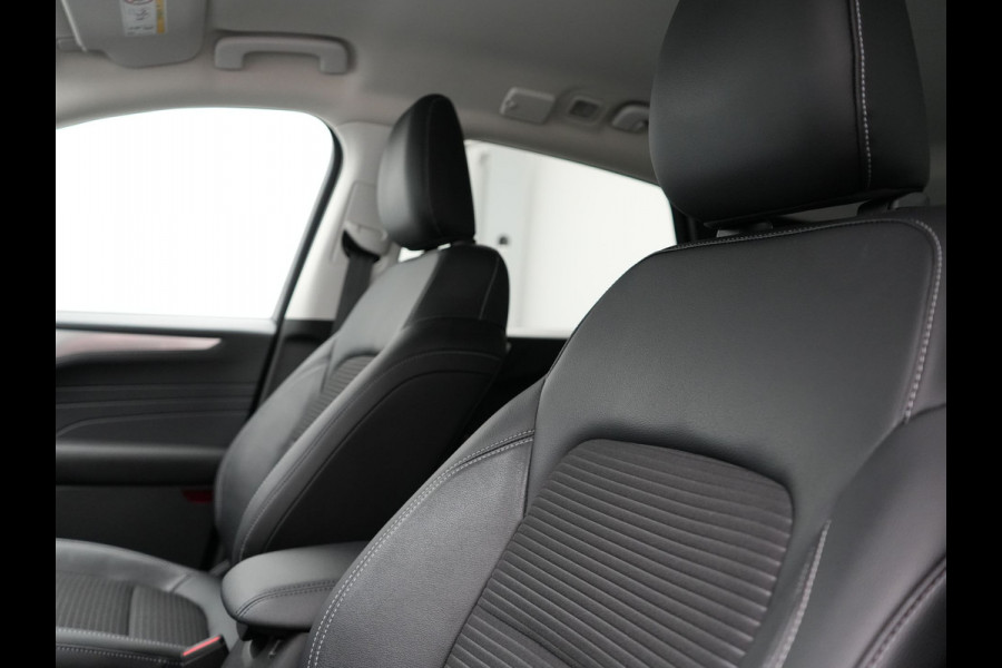 Ford Kuga 2.5 Titanium X Plug In Hybrid 225pk Dealer O.H. PHEV | Trekhaak Af Fabriek | Adaptive Cruise | Head Up | 360 Camera | Verwarmde Lederen Sportstoelen & Stuur | Blis | Navigatie | Keyless | Virtual | DAB |