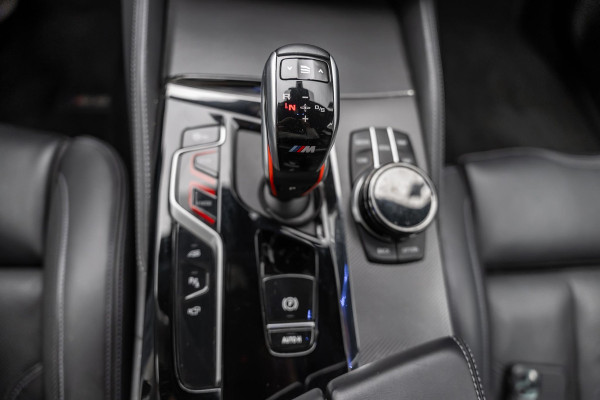 BMW M5 Competition |Ceramic|HUD|Carbon|Massage|VOLL|