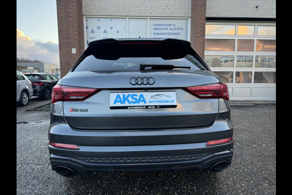 Audi RS Q3 RS Q3 2.5 TFSI Audi RS Q3 RS Q3 2.5 TFSI