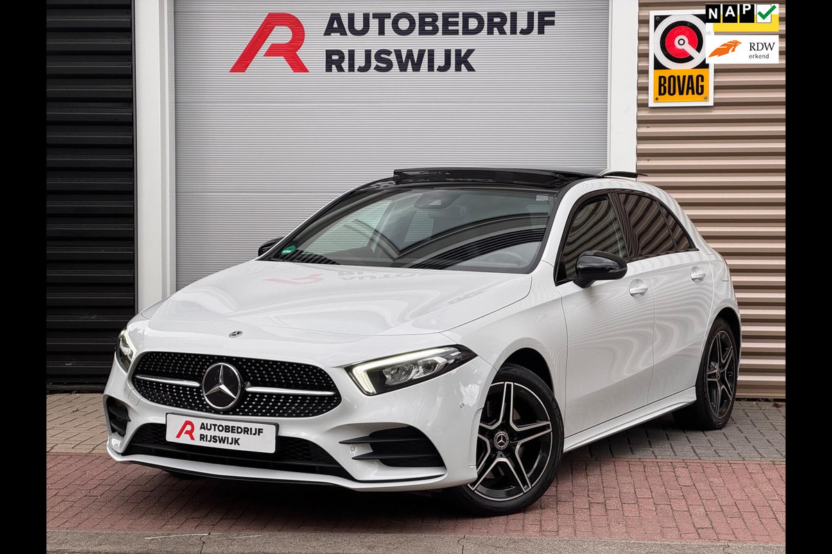 Mercedes-Benz A-Klasse 250 e Business Solution AMG Pano/Sfeer/Camera Mercedes-Benz A-Klasse 250 e Business Solution AMG Pano/Sfeer/Camera
