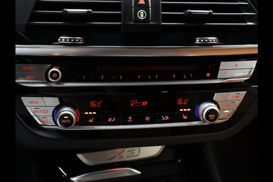 BMW X3 xDrive30i High Executive Luxury Line [SCHUIFKANTELDAK, VOL LEDER, ADAPTIVE LED, PDC V+A, STOELVERWARMING, CRUISE, BLUETOOTH, CLIMATE, NIEUWSTAAT]
