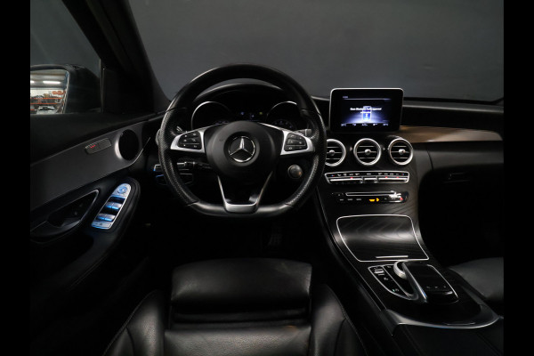 Mercedes-Benz C-Klasse 200 AMG Sport Night pakket [CAMERA, VOL LEDER, LEDVERLICHTING, STOELVERWARMING, PDC V+A, BLUETOOTH, CRUISE, CLIMATE, NIEUWSTAAT]