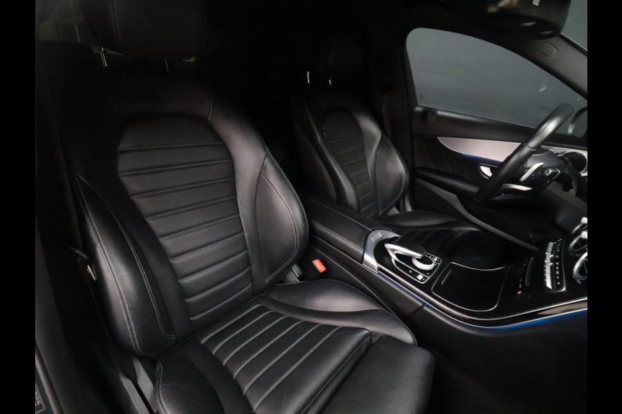 Mercedes-Benz C-Klasse 200 AMG Sport Night pakket [CAMERA, VOL LEDER, LEDVERLICHTING, STOELVERWARMING, PDC V+A, BLUETOOTH, CRUISE, CLIMATE, NIEUWSTAAT]