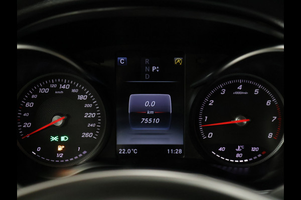 Mercedes-Benz C-Klasse 200 AMG Sport Night pakket [CAMERA, VOL LEDER, LEDVERLICHTING, STOELVERWARMING, PDC V+A, BLUETOOTH, CRUISE, CLIMATE, NIEUWSTAAT]