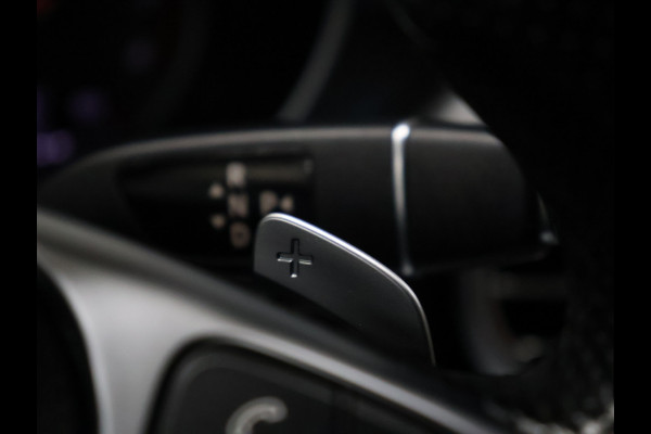 Mercedes-Benz C-Klasse 200 AMG Sport Night pakket [CAMERA, VOL LEDER, LEDVERLICHTING, STOELVERWARMING, PDC V+A, BLUETOOTH, CRUISE, CLIMATE, NIEUWSTAAT]