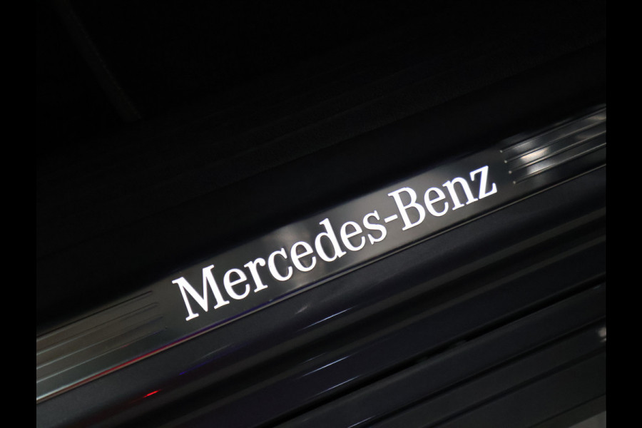 Mercedes-Benz CLA-Klasse 200 Business Solution Progressive [SCHUIFKANTELDAK, CAMERA, PDC 360+, APPLE CARPLAY, ANDROID AUTO, STOELVERWARMING, CRUISE CONTROL, FLIPPERS, AUTO AIRCO, NAVIGATIE, NIEUWSTAAT]