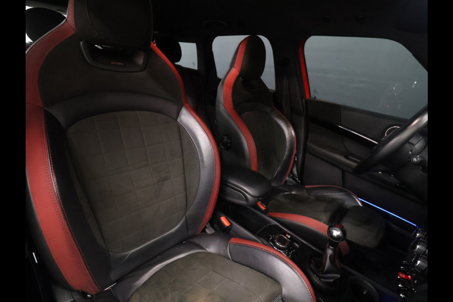 MINI Countryman 2.0 Cooper S Chili JCW [APPLE CARPLAY, SPORTSTUUR, SPORTSTOELEN, STOELVERWARMING, PDC V+A, CRUISE, CLIMATE, NIEUWSTAAT]