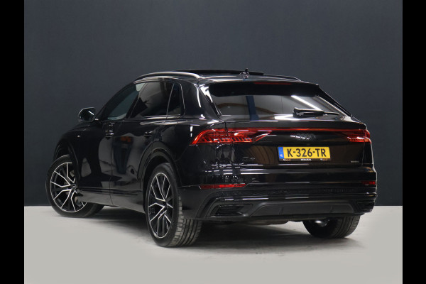 Audi Q8 55 TFSI e quattro S Line Sport [RS STOELEN, SCHUIFKANTELDAK, APPLE CARPLAY, BANG & OLUFSEN, MEMORY SEATS, ADAPTIVE CRUISE, 360 CAMERA, STUURVERWARMING, STOELVERWARMING, NIEUWSTAAT]