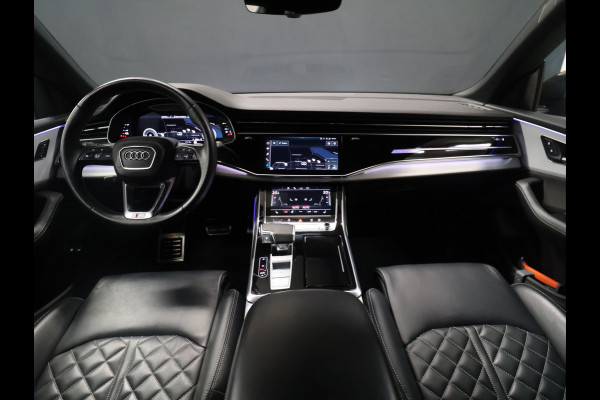Audi Q8 55 TFSI e quattro S Line Sport [RS STOELEN, SCHUIFKANTELDAK, APPLE CARPLAY, BANG & OLUFSEN, MEMORY SEATS, ADAPTIVE CRUISE, 360 CAMERA, STUURVERWARMING, STOELVERWARMING, NIEUWSTAAT]
