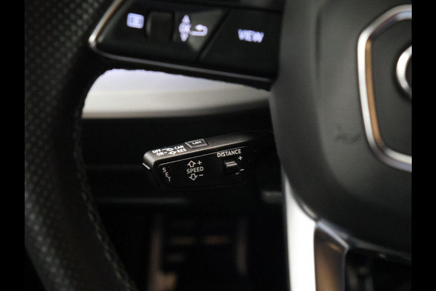 Audi Q8 55 TFSI e quattro S Line Sport [RS STOELEN, SCHUIFKANTELDAK, APPLE CARPLAY, BANG & OLUFSEN, MEMORY SEATS, ADAPTIVE CRUISE, 360 CAMERA, STUURVERWARMING, STOELVERWARMING, NIEUWSTAAT]