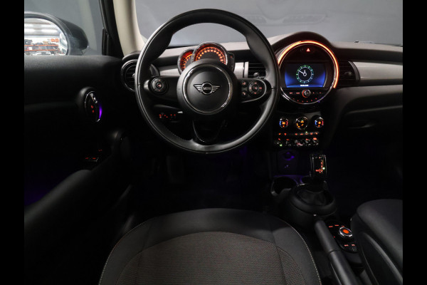 MINI Mini 1.5 Cooper Pepper [AUTOMAAT, UNION JACK ACHTERLICHT, STOELVERWARMING, PARKEERSENSOREN VOOR/ACHTER, CLIMATE, BLUETOOTH, LED KOPLAMPEN, NIEUWSTAAT]