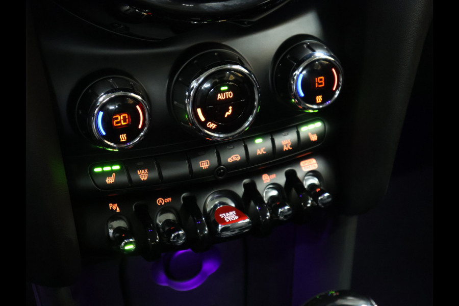 MINI Mini 1.5 Cooper Pepper [AUTOMAAT, UNION JACK ACHTERLICHT, STOELVERWARMING, PARKEERSENSOREN VOOR/ACHTER, CLIMATE, BLUETOOTH, LED KOPLAMPEN, NIEUWSTAAT]