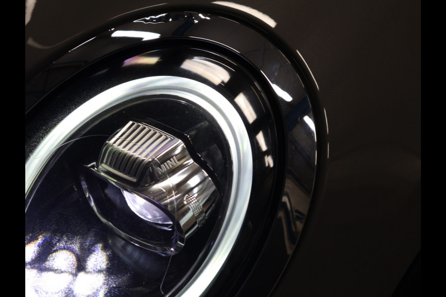 MINI Mini 1.5 Cooper Pepper [AUTOMAAT, UNION JACK ACHTERLICHT, STOELVERWARMING, PARKEERSENSOREN VOOR/ACHTER, CLIMATE, BLUETOOTH, LED KOPLAMPEN, NIEUWSTAAT]