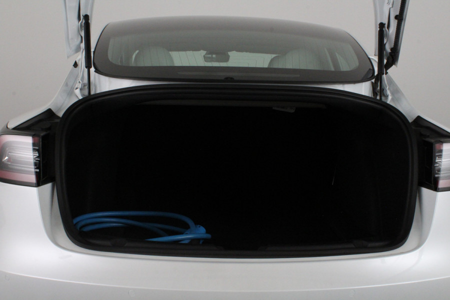 Tesla Model 3 Long Range AWD 75 kWh