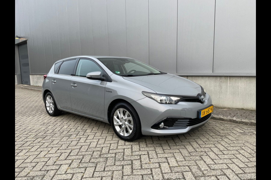 Toyota Auris 1.8 Hybrid Energy Plus / Navigatie / Trekhaak