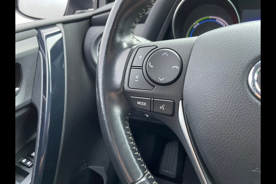 Toyota Auris 1.8 Hybrid Energy Plus / Navigatie / Trekhaak
