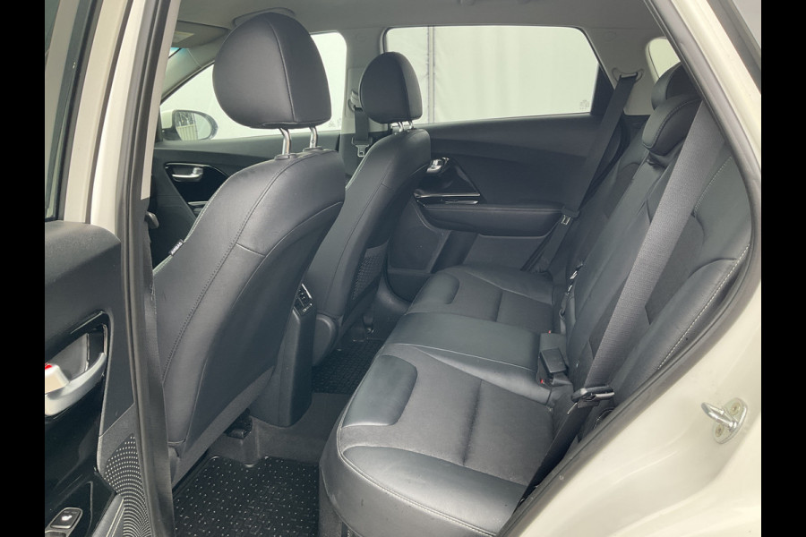 Kia Niro 1.6 GDi Plug-in PHEV Navi/Cam Stoel/stuurverw DynamicLine Plug-in