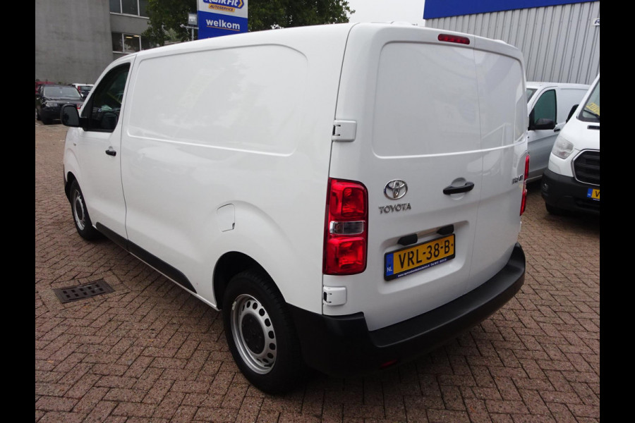Toyota ProAce Worker 2.0 D-4D Live 140 PK 3 ZITS AIRCO NAVIGATIE GROOT