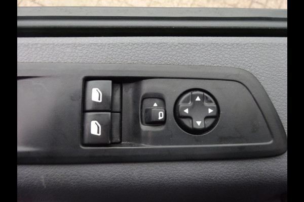 Toyota ProAce Worker 2.0 D-4D Live 140 PK 3 ZITS AIRCO NAVIGATIE GROOT