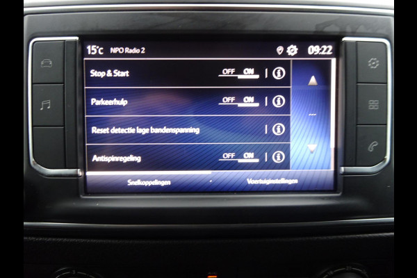 Toyota ProAce Worker 2.0 D-4D Live 140 PK 3 ZITS AIRCO NAVIGATIE GROOT